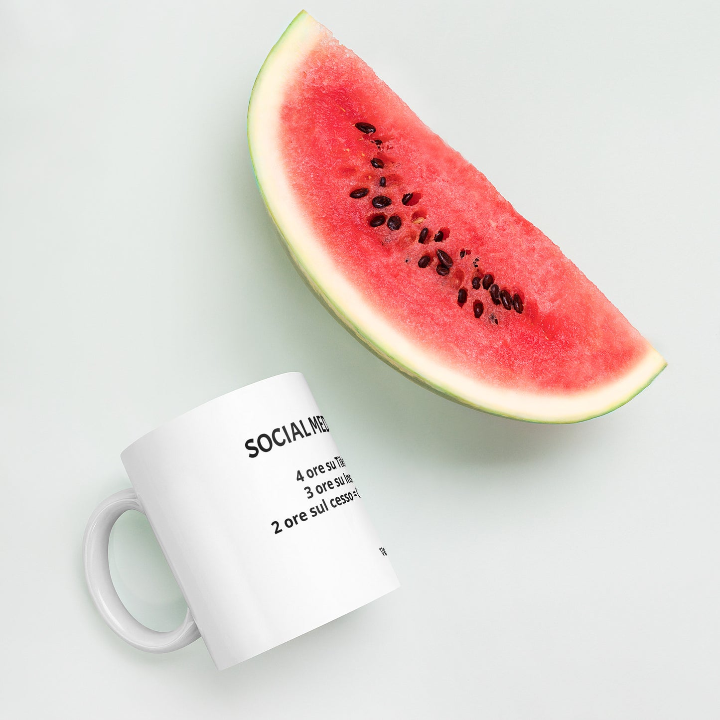 IT-JP-SOCIAL MEDIA MANAGER - MUG